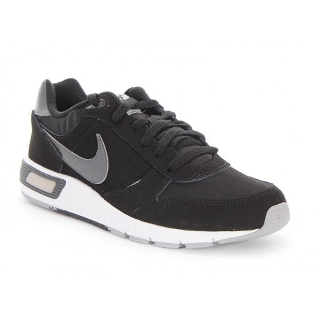 Zapatillas/NIKE:NIKE NIGHTGAZER LEATHER 11 BLACK/D